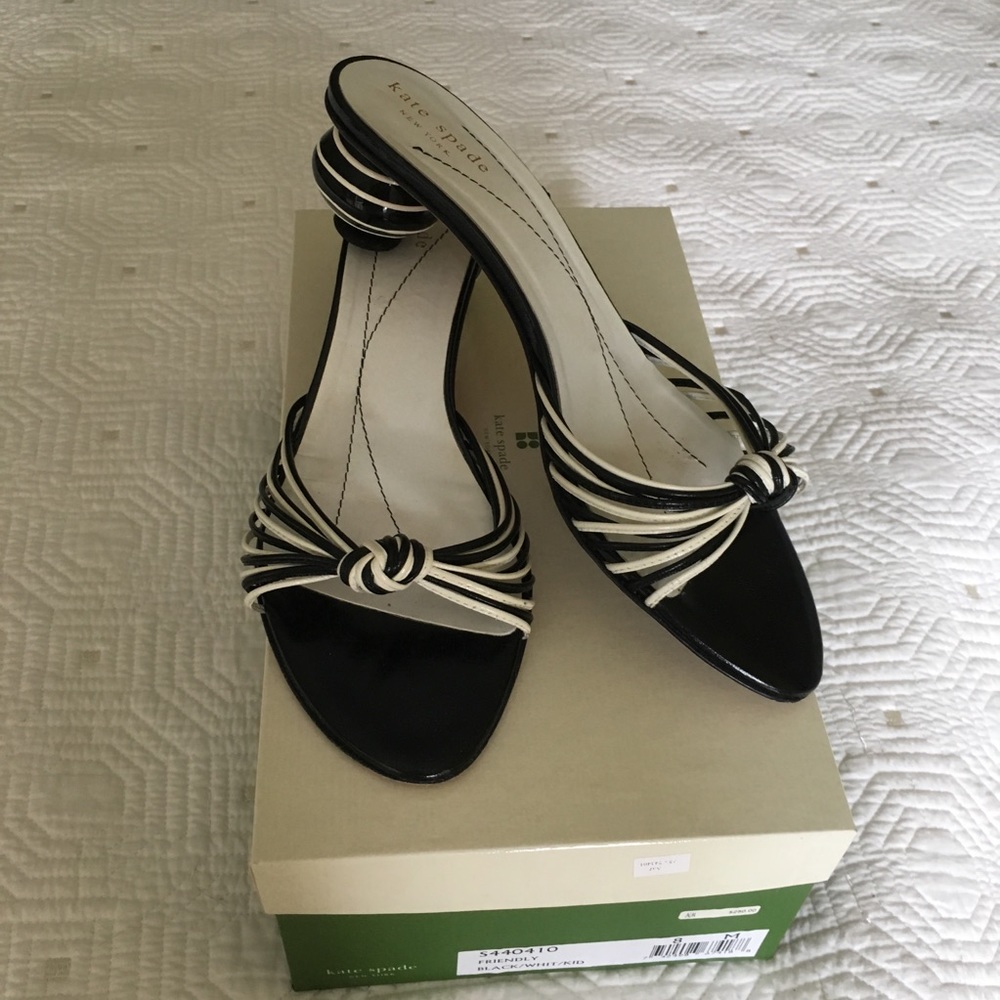 Kate Spade “Friendly” Pumps- Sz. 7.5-8